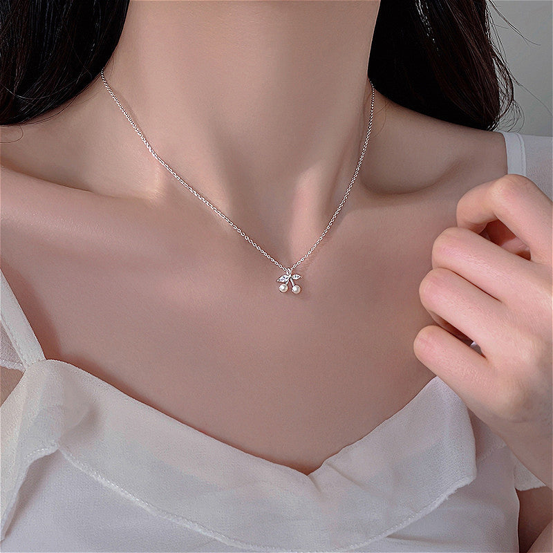 Cherry minimalist design pearl necklace