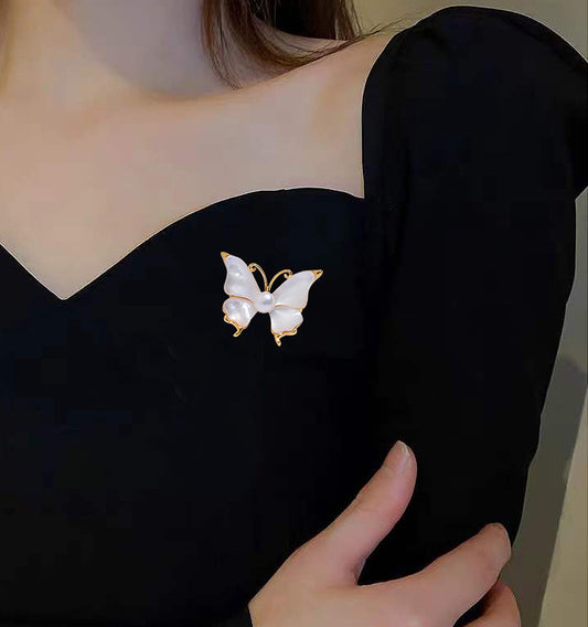 Butterfly Design Pearl Brooch