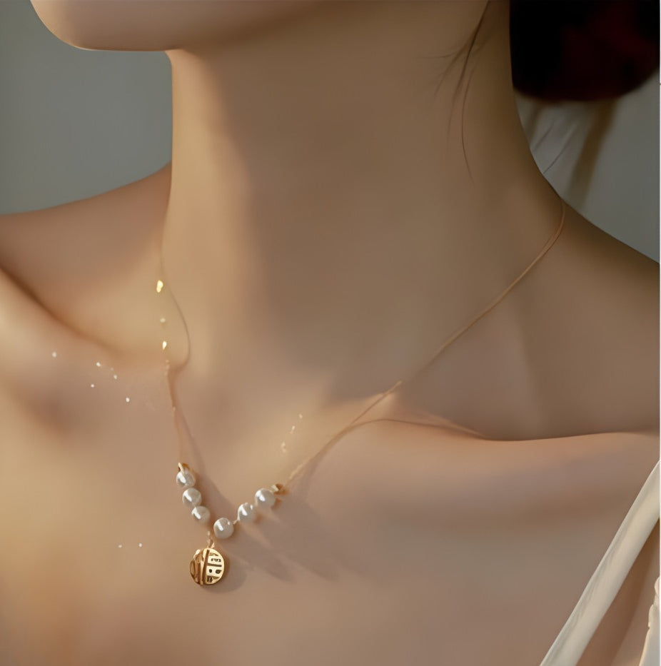 Fu character crystal pearl design silver necklace