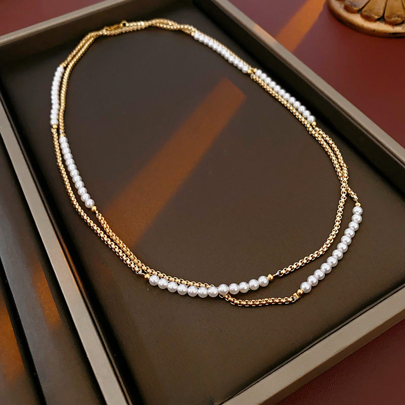 Crystal pearl light luxury design necklace