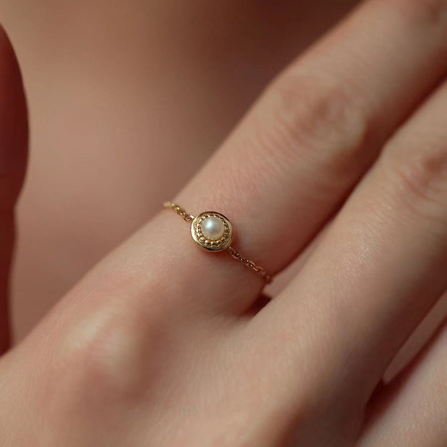 Dewdrop design pearl ring set