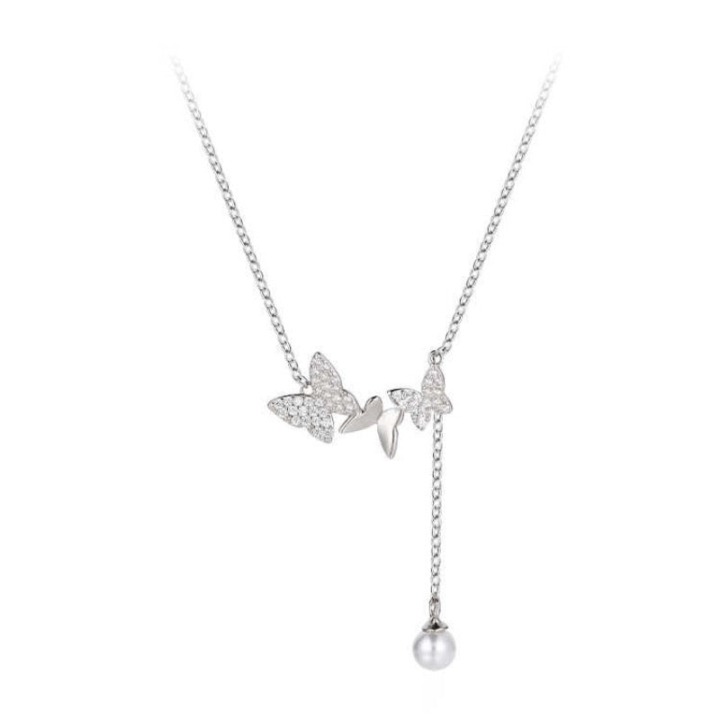 Diamond-set butterfly crystal pearl necklace