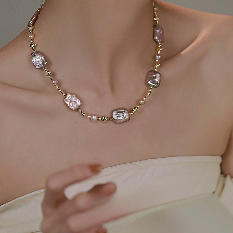 Baroque design pearl necklace