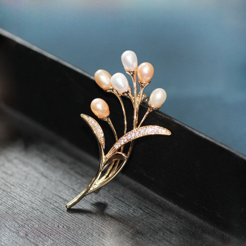 Wheat Ear Design Pearl Brooch