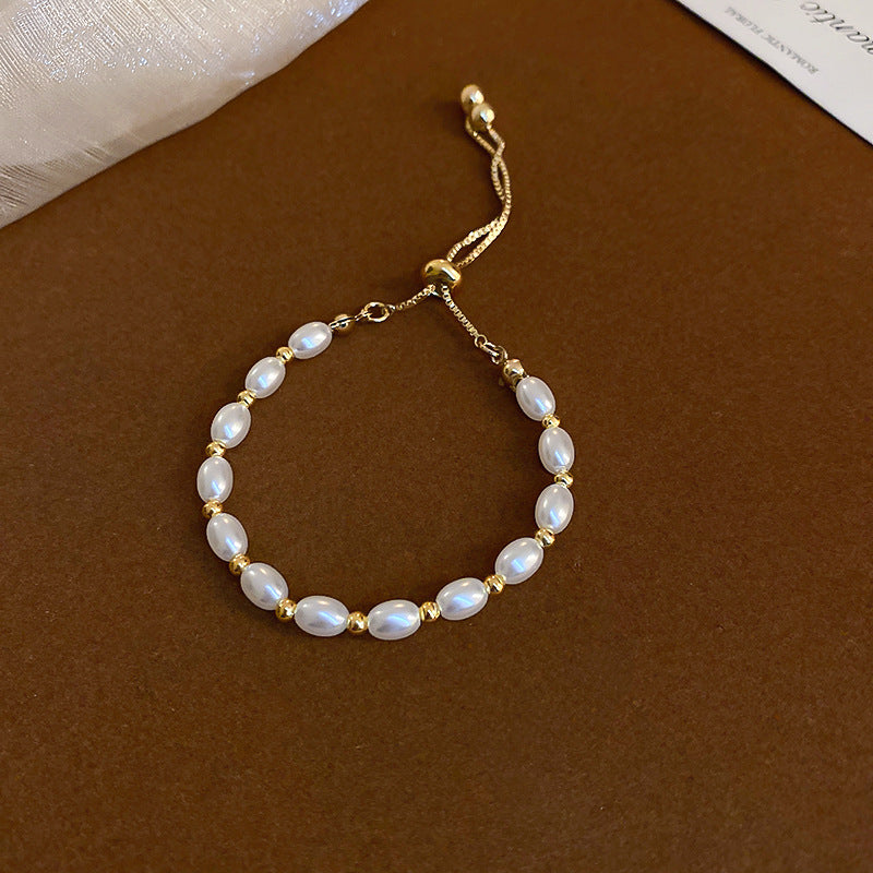 Simple design pearl bracelet