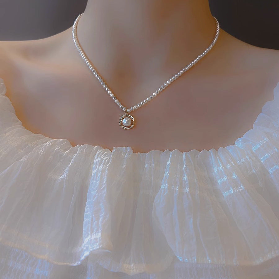 Crystal Pearl Bead Design Necklace