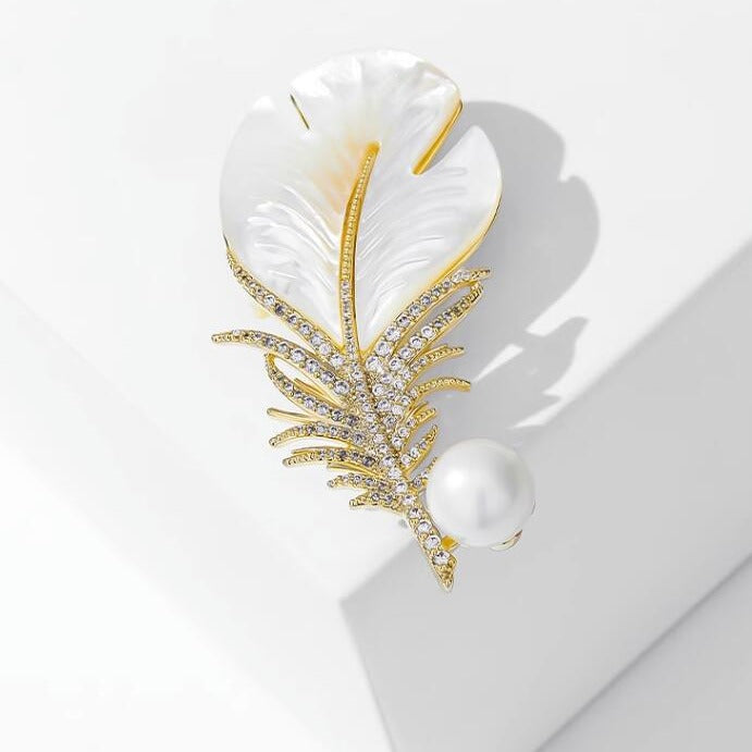 Feather Design Pearl Brooch