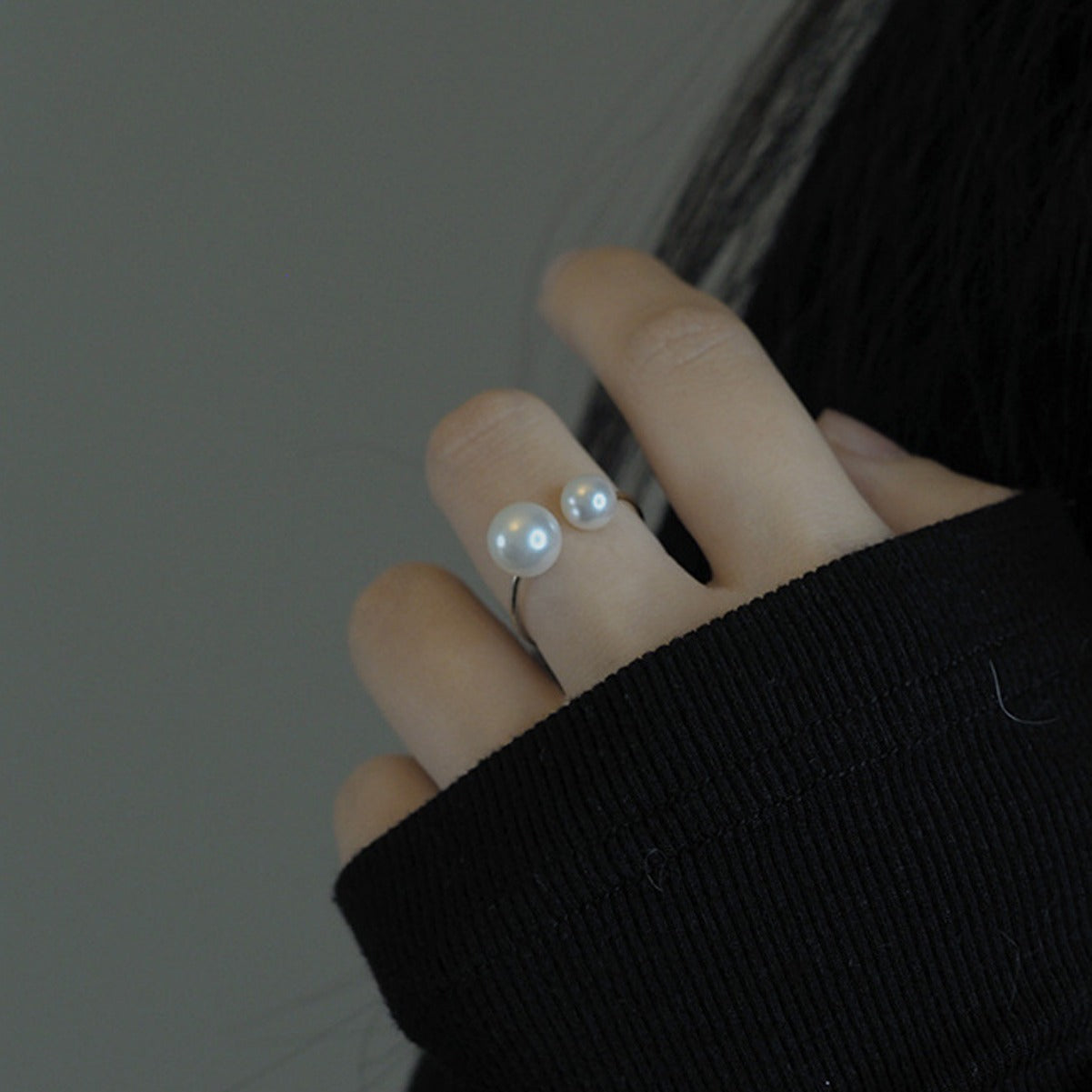 Size Perfect Round Design Pearl Ring