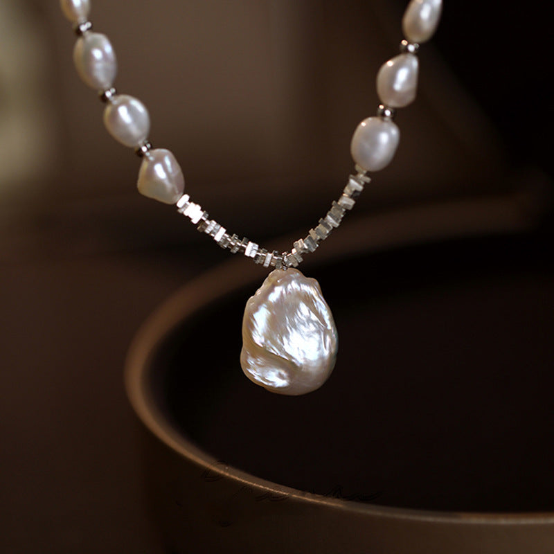 Baroque pleated water drop pearl necklace