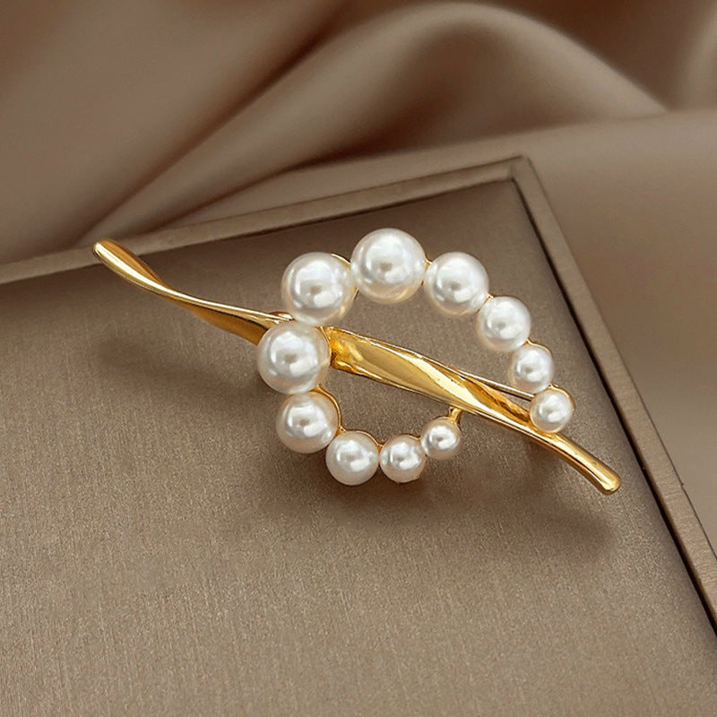 French Design Pearl Brooch