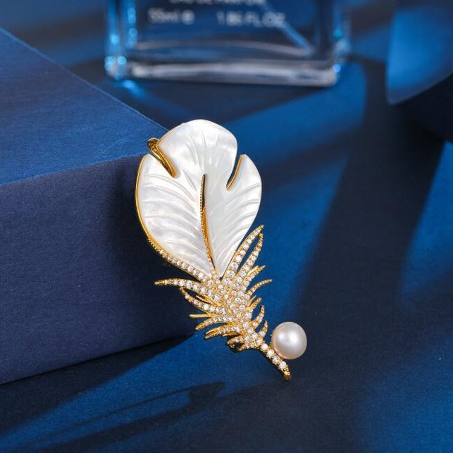 Feather Design Pearl Brooch