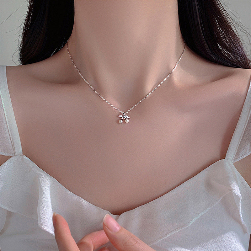 Cherry minimalist design pearl necklace