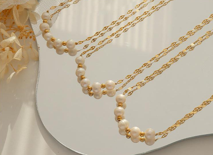 Five Beads Design Crystal Pearl Necklace